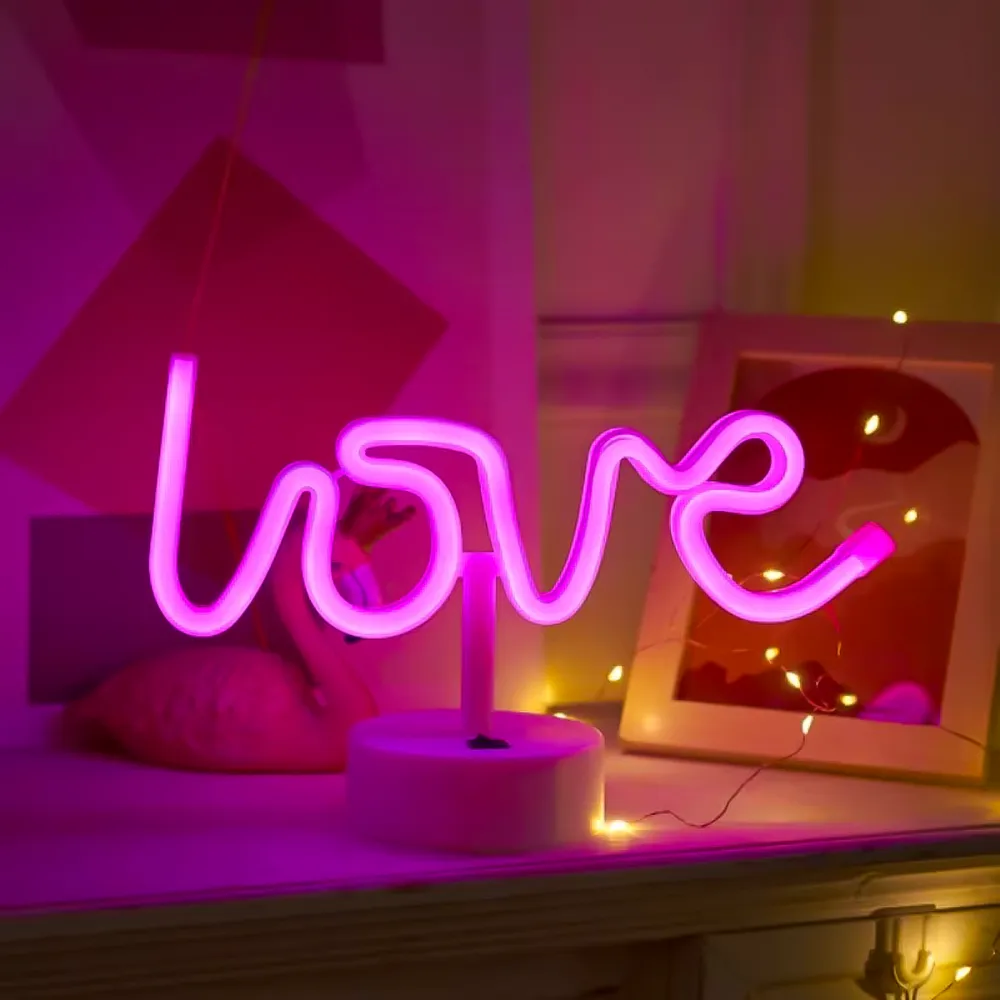 Lámpara Led Estilo Neón Love 25cm